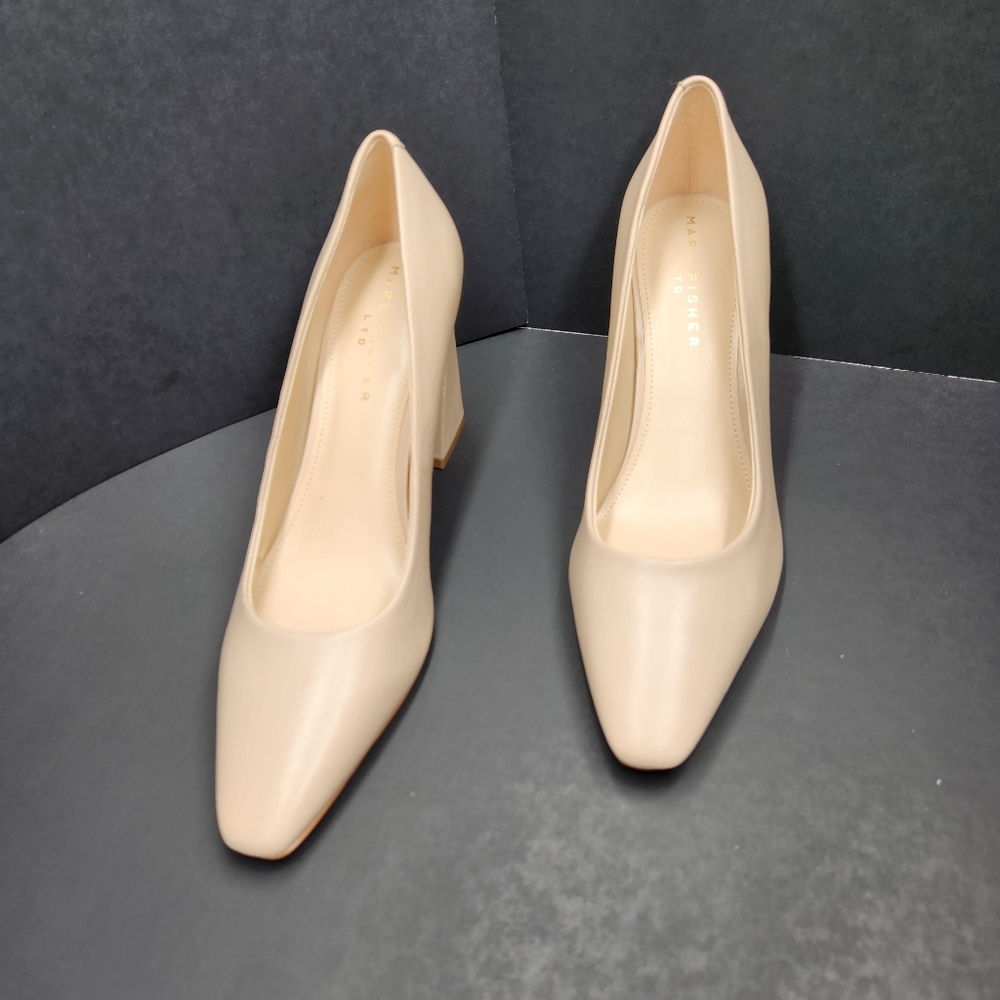 Marc Fisher Pumps 10 Cream Nude Leather Yalina Pastel Almond Toe Classic New$150